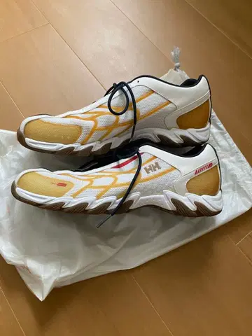 헬리한센 스니커즈 US10 (JP 26.0)