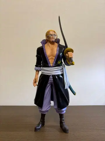 원피스 레이리 피규어 약 20cm