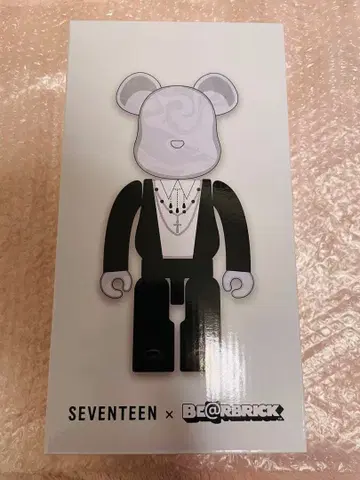 SEVENTEEN 원우 베어브릭 400%