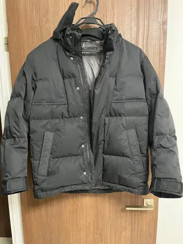 유니클로+J 다운 오버 사이즈 후드티 S 사이즈