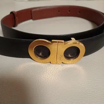 Ferragamo 가죽 블랙 안쪽 브라운 벨트 골드 버클