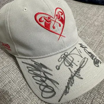 이시카와 료 선수 외 2명 사인 THE LEGEND 테일러메이드 골프