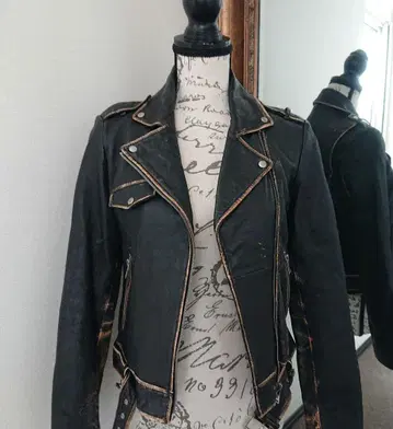 가격 인하 ZARA 빈티지 가공 가죽 자켓 유즈드 가공 양가죽