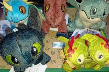 실사 영화 드래곤 마스코트 풀 컴프