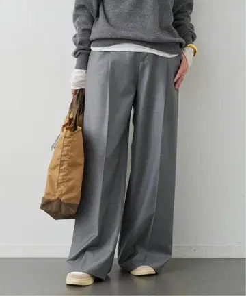 [ 새상품 미사용 ] 두지엠 클라세 Clean Tuck 팬츠