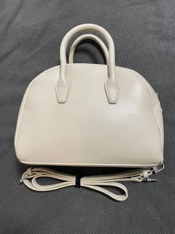 SHIPS 인조 가죽 핸드백 아이보리