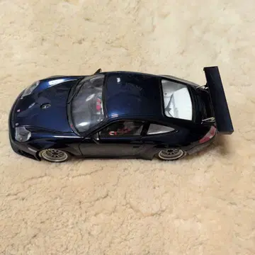 다크 블루 스포츠카 미니카 1/18
