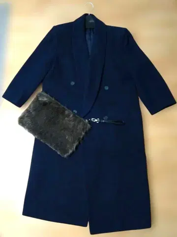 더블 체스터 코트