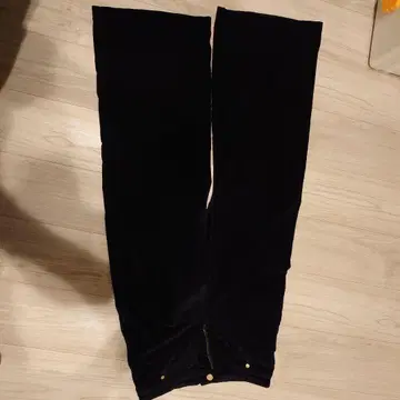 Pigadilly 블랙 코듀로이 팬츠