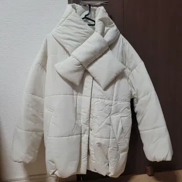 사만다 모스모스 블루 패딩 자켓