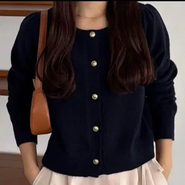 골드 버튼 퍼프 슬리브 숏 니트 가디건 네이비 medium