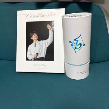 박보검 Christmas Eve 박스 세트와 응원봉
