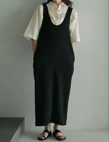 anuke Twill Uneck Onepiece