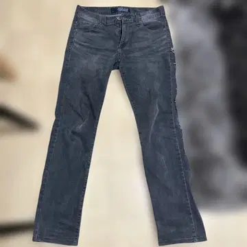 GUESS 그레이 스트레이트 데님