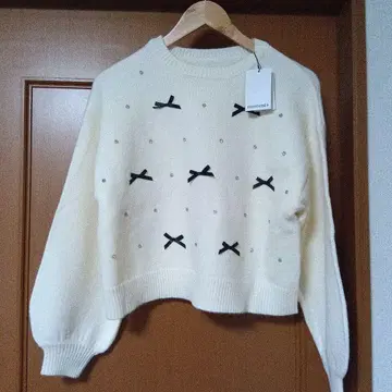 moment+ 아이보리 리본 니트 M 사이즈