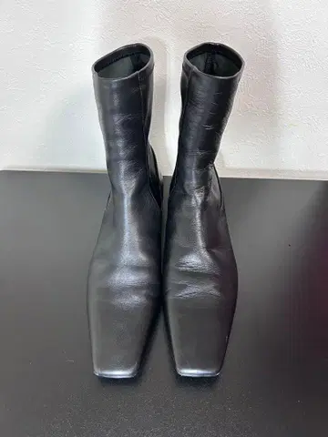 40 ZARA 스퀘어토 부츠