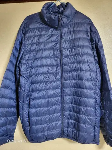 유니클로 XL 네이비 울트라 다운 자켓