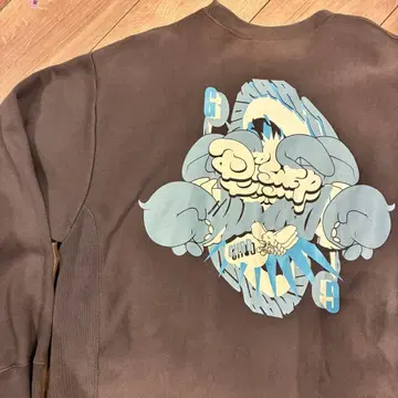 초레어 GDC x Disney 콜라보 DUMBO CANYON 맨투맨 XL