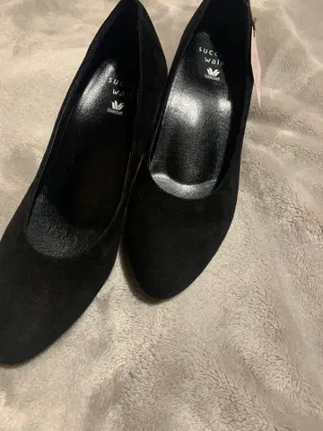 [택 포함 새상품] Wacoal 서세스워크 24cm 스웨이드 펌프스