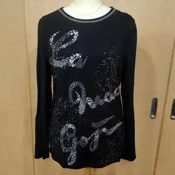 이타리야 이탈리아 긴팔 니트 사이즈 11 블랙