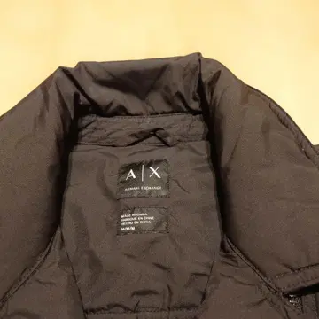 Armani Exchange 블랙 다운 자켓 M