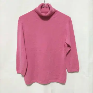 STRAWBERRY FIELDS 핑크 터틀넥 캐시미어 스웨터