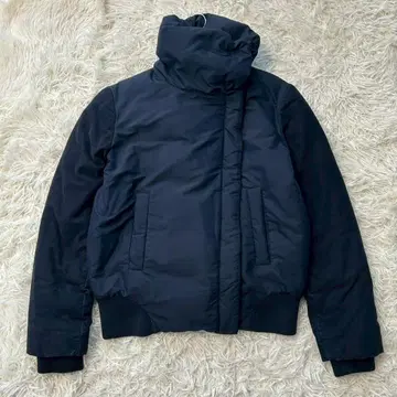 새상품급 띠어리 다운 자켓 다운 90% 2way 스탠드 카라