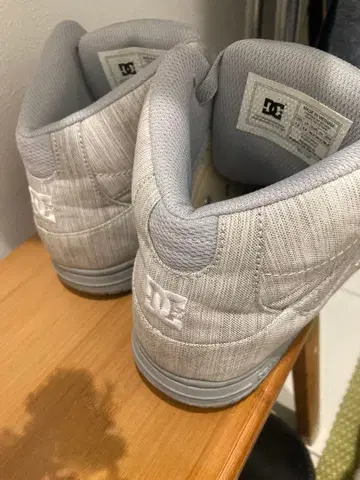 DC 하이컷 스니커즈 그레이