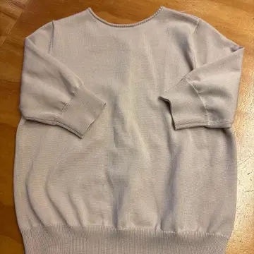 투모로우랜드 펄 장식 반팔 니트