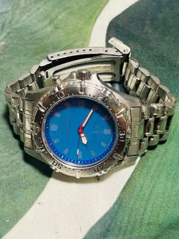 CASIO 일루미네이터 파란색 다이얼 20BAR