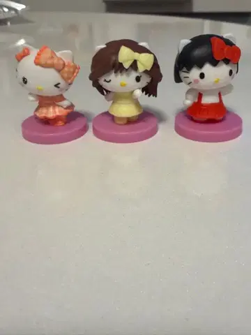헬로키티 피규어 3체 세트