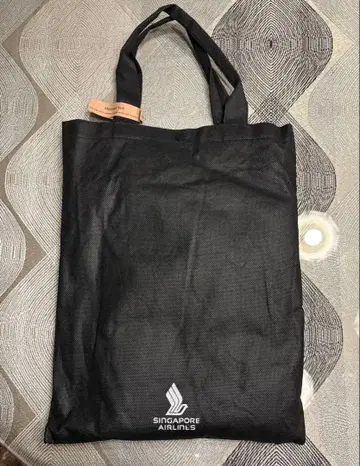 M 사이즈 싱가포르 항공 퍼스트 클래스 LALIQUE