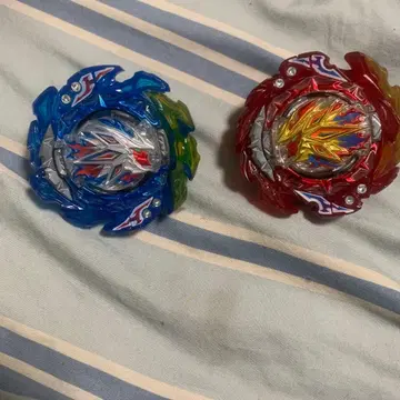 베이블레이드 버스트 하이페리온과 헬리오스 세트