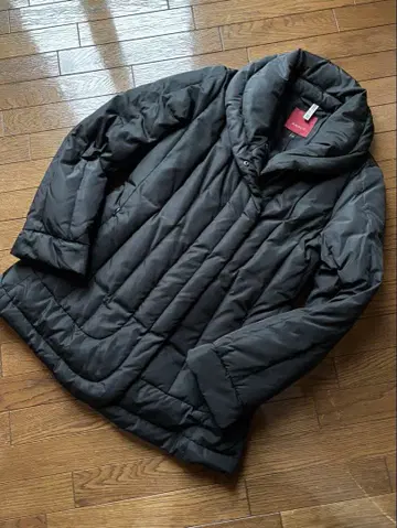 AMACA 블랙 다운 자켓 허리 리본