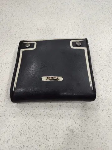 FURLAI 블랙 가죽 접이식 지갑