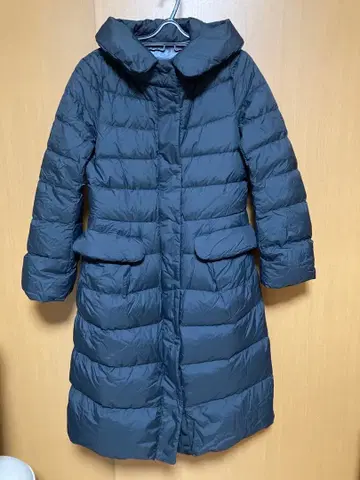 유니클로 질 샌더 울트라 라이트 다운 후디드 코트 블랙 M 사이즈