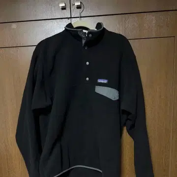 Patagonia 신틸라 스냅T 풀오버 블랙