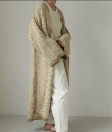 투데이풀 자카드 가운