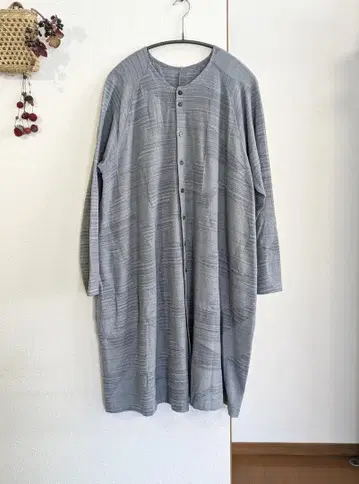 요건 레일 21년 겨울 파인 울 코튼 링크스 롱 가디건 새상품급입니다