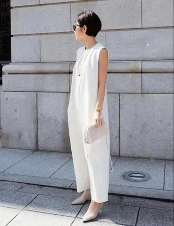 MACHATT 슬리브리스 올인원 화이트