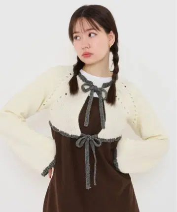 Tina:Jojun 크롭 가디건 아이보리/그레이