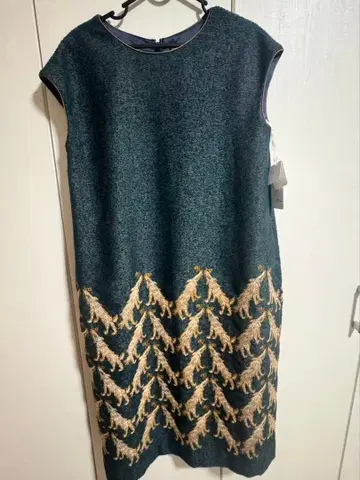 미나 페르호넨 강아지 자수 슬리브리스 원피스 다크 그린