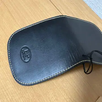 BP 블랙 가죽 장지갑