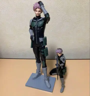 괴수 8호 피규어 나루미 겐 2체 세트