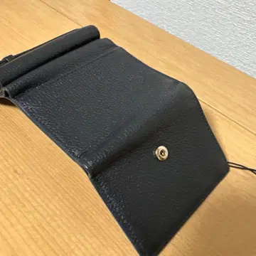 블랙 가죽 3단 폴더형 지갑