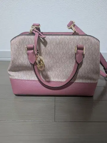 MICHAEL KORS 핑크 숄더백