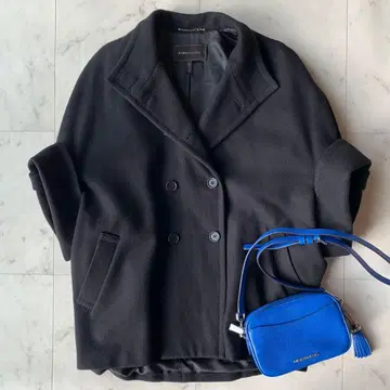 새상품급 BCBG 맥스아즈리아 코쿤 자켓 숏코트 캐시미어 혼방