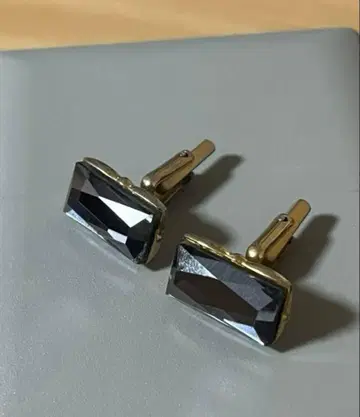 직사각형 커프스 커프링크스 골드&블랙 크리스탈