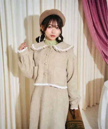 쿠틸과 레트로 트위드 레이스 오버롤 스커트 자켓 세트