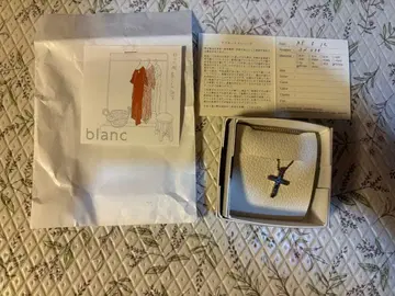 로지 x 블랑 프리 에르 실버 크로스 목걸이